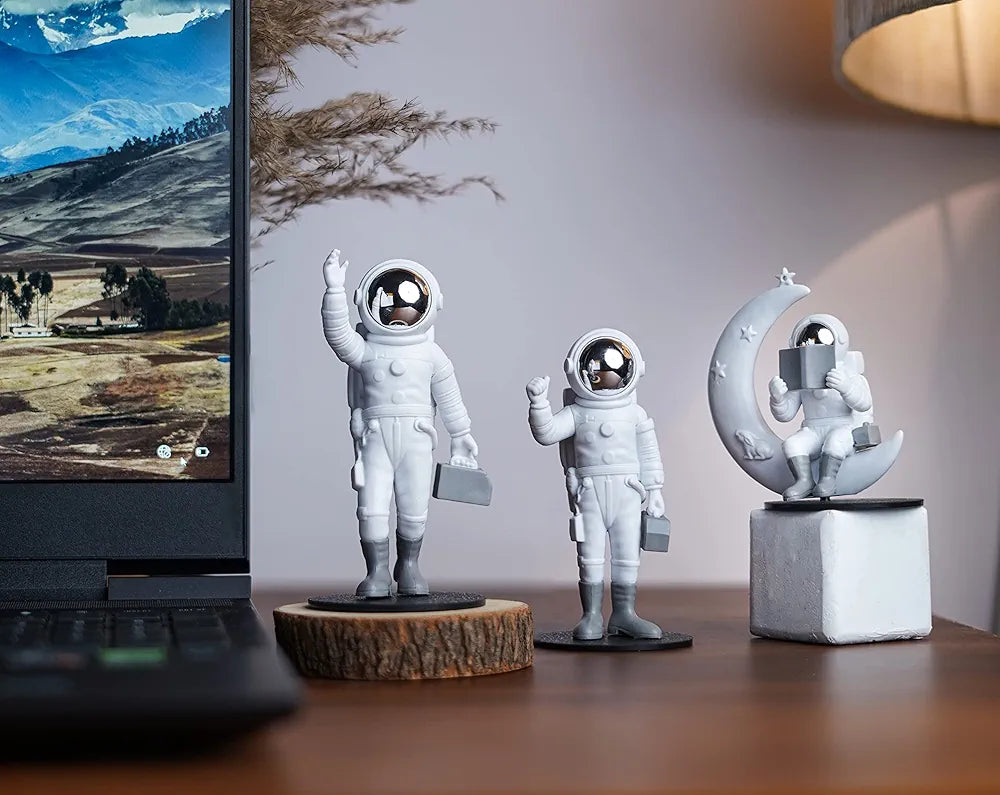 Street27® 3pcs Astronaut Figurine Mirror Spaceman Ornament, Home, Office, Desktop Decoration Bookshelves Outer Space Room Décor Astronaut Statues Sculpture , Space