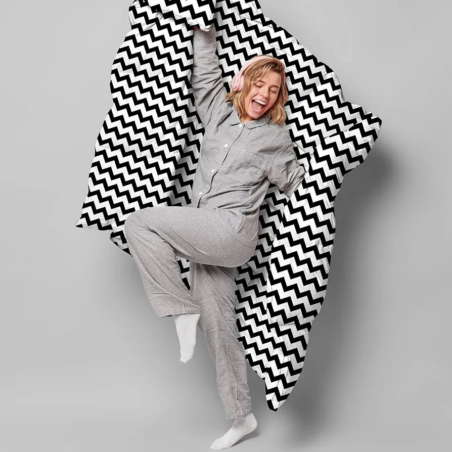 Divine Casa Microfiber 150 GSM Reversible Double Bed Comforter | Ultra Soft & Lightweight Blanket | Cozy & Breathable for All-Weather | 254 x 230 CM, Anthracite