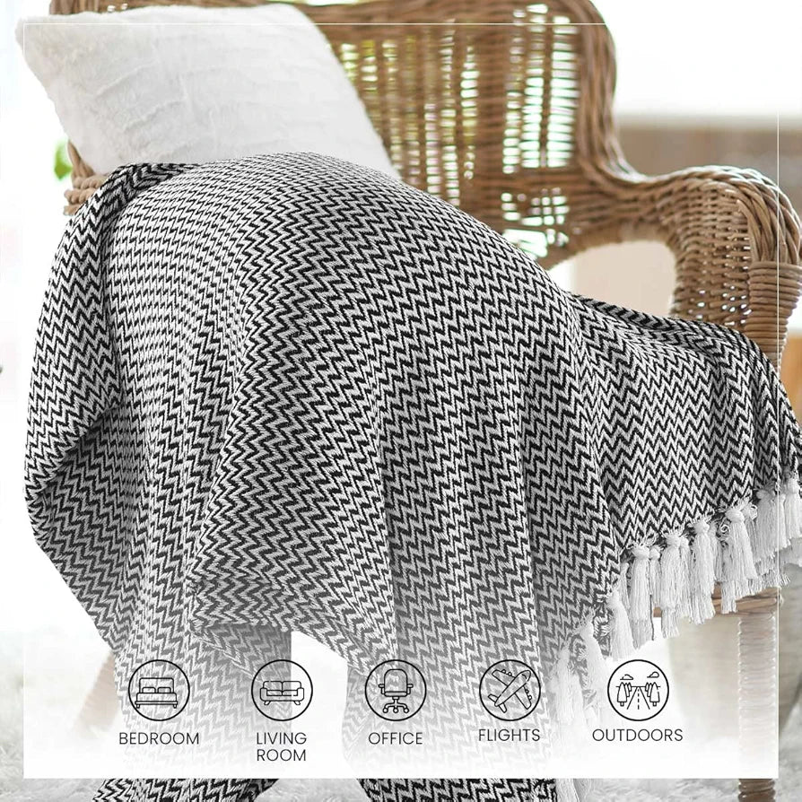 SASHAA WORLD Chevron Throw Blanket Handwoven with Fringes | Throw for Living Room, Bed, XL Sofa & Chair | Black Throw Blanket | 170x250 cm Pack of 1