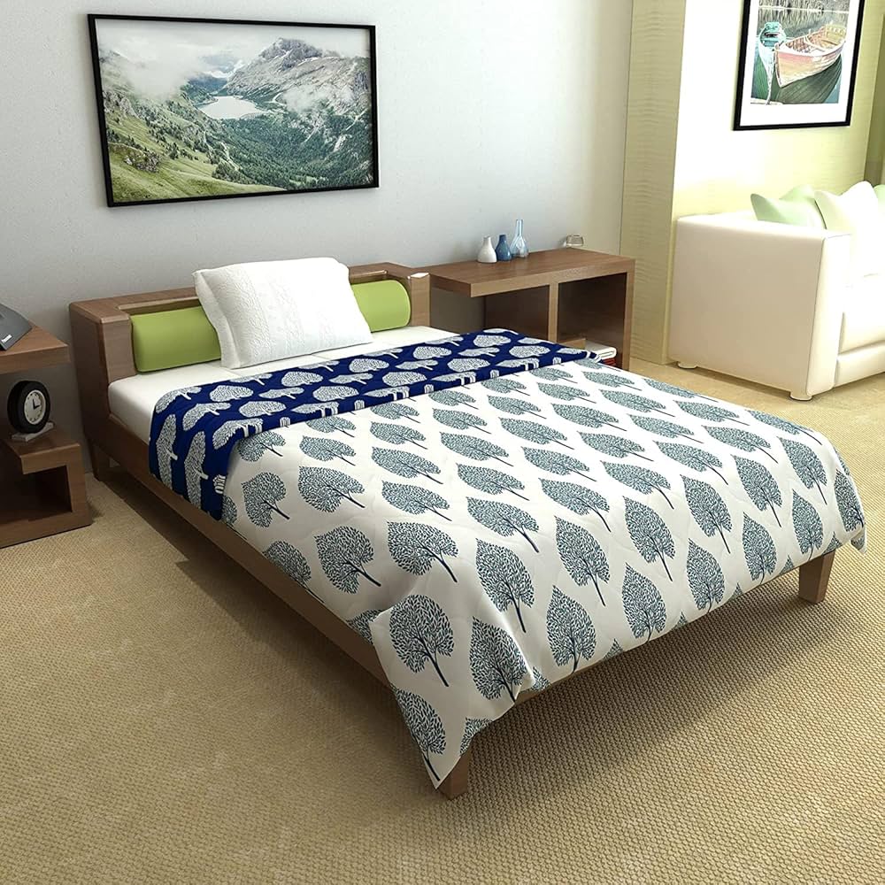 Divine Casa 120 GSM Microfiber Single Bed Comforter | Soft & Lightweight Reversible AC Blanket | All-Season 3-Layered Quilt | 230 x 140 cm, Dark Sapphire