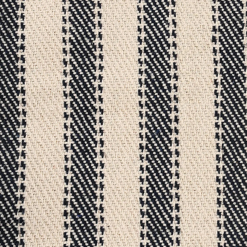 SASHAA WORLD Striped Sofa Throw Medium with Tasselled Edges 