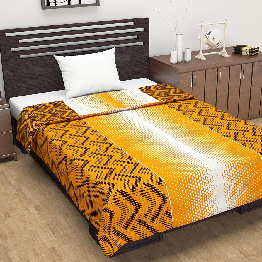 Divine Casa 120 GSM Microfiber Single Dohar | Soft & Lightweight Throw Blanket | Cozy & Breathable | All-Season Comfort | 210 x 140 CM | Chevron Pattern | Orange Chevron