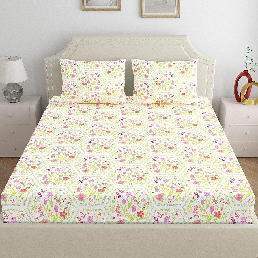 Dreamscape 100% Cotton King Bedsheet with 2 Pillow Covers - 