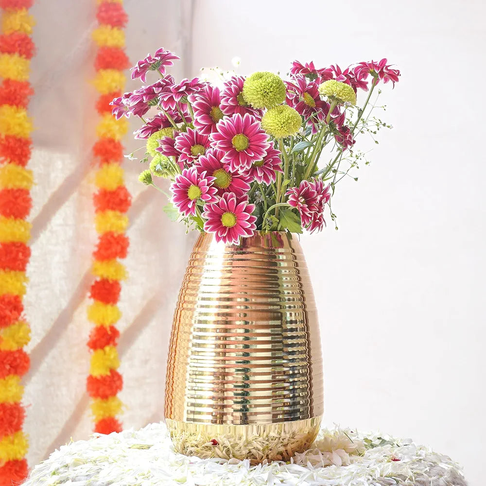 Behoma Oval Shape Metal Flower Vase for Home Decor, Ribbed vase for Office Table Decorations, Modern vase, Gift for Anniversary Festival, Valentine's day, 8.7 inches, Golden 1Pc 
