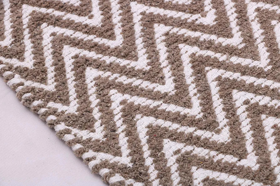 THE HOME TALK Cotton Door Mar | Bath Rug for Spa, Vanity Shower, Kitchen & Living Room | Water Absorbent Linens | Warm & Soft Carpets | 50 x 80 CM | Beige
