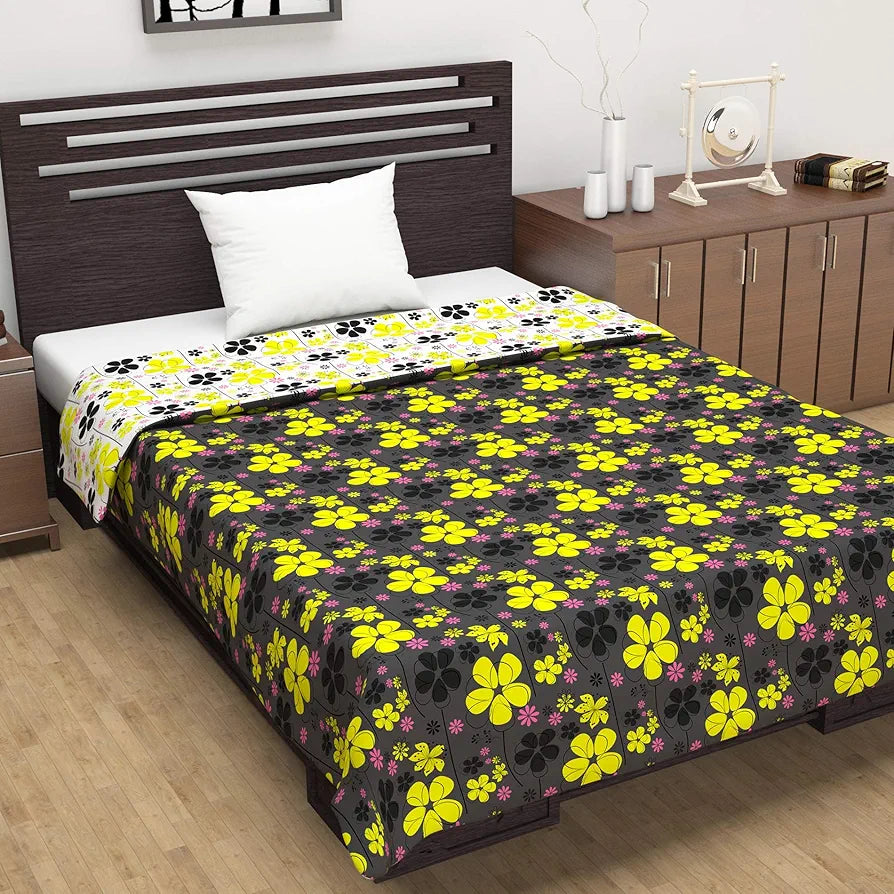 Divine Casa 120 GSM Microfiber Single Dohar | Soft & Lightweight Throw Blanket | Cozy & Breathable | All-Season Comfort | 210 x 140 CM | Floral Pattern | Tornado