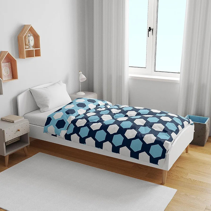Divine Casa 120 GSM Microfiber Single Kids Dohar  | Soft & Lightweight Throw Blanket | Cozy & Breathable | All-Season Comfort | 140 x 100 CM | Hexagonal Pattern | Legion Blue