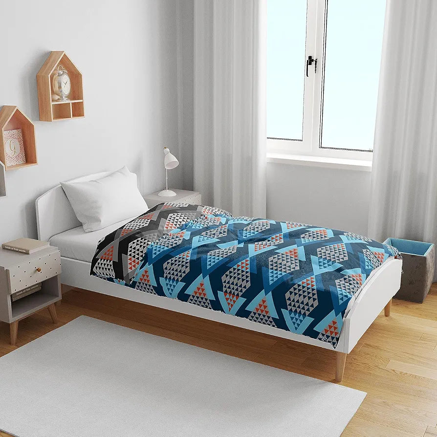 Divine Casa 120 GSM Microfiber Single Kids Dohar  | Soft & Lightweight Throw Blanket | Cozy & Breathable | All-Season Comfort | 140 x 100 CM | Geometric Pattern | Blue and Grey