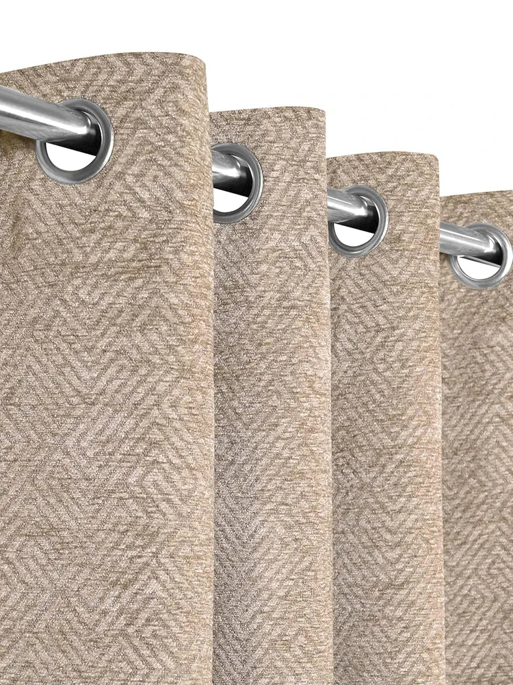 Saral Home Pacman Saral Home Chenille Blackout Window Curtains 1pc, Beige, 4x5 Ft