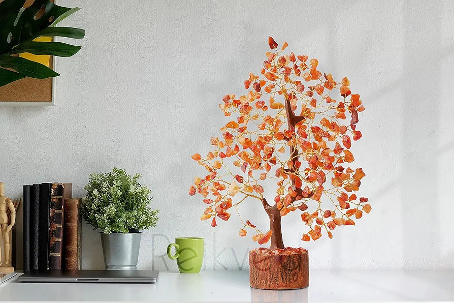 Reikved Carnelian Crystal Natural Gemstone Carnelian Gold Bonsai Money Tree with Chakra Bracelet for Reiki Healing Good Luck, Home, Office Decor 300 Beads, Size 10-12 Inches