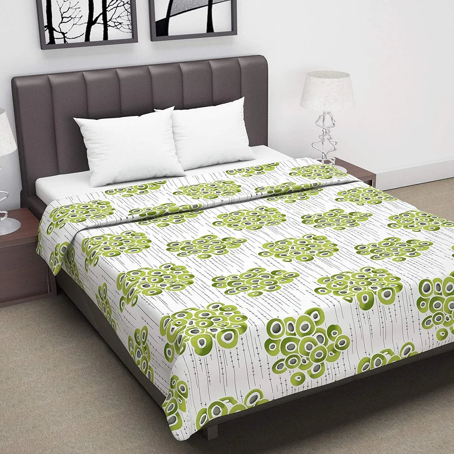 Divine Casa 120 GSM Super Soft Microfiber Cotton 3 Layer Breathable Double Bed Throw Blanket | Lightweight, Winter, Flannel Filling | Green and Grey, 210 x 205 CM