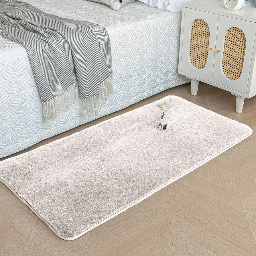 LUXE HOME INTERNATIONAL Rectangular Bath Mat Super Soft Anti Skid Rabbit Fur  Bathroom Mats for Bedroom, Door, Kitchen Floor  Pack of 1