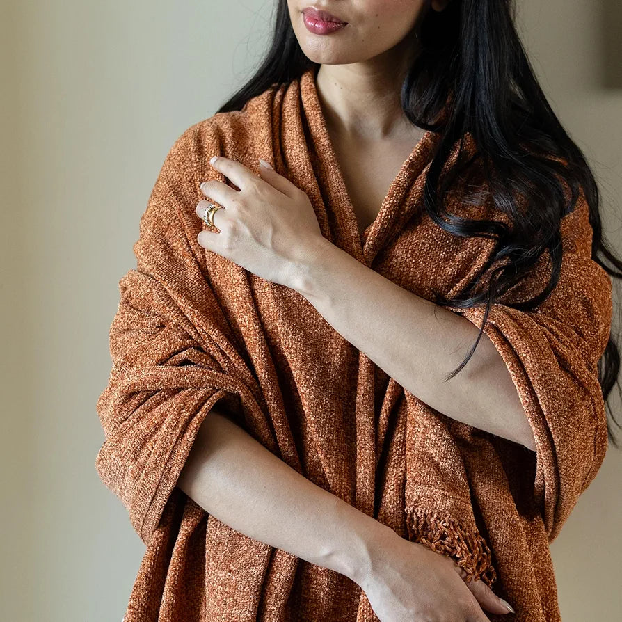 SASHAA WORLD Lightweight Soft Chenille Throw | Throw Blanket for Sofa, Bed, Chair & Travel | Rust Throw Blanket | Pack of 1, 130 x 180 cm