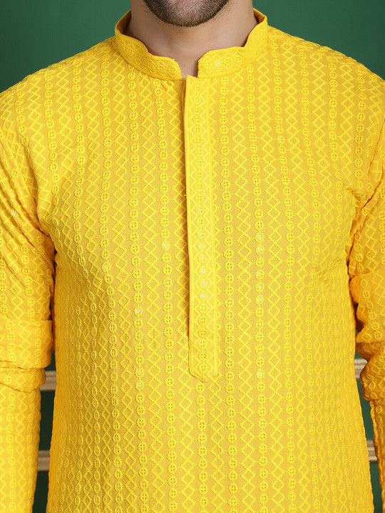 Yellow Ethnic Motifs Embroidered Mandarin Collar Straight Kurta