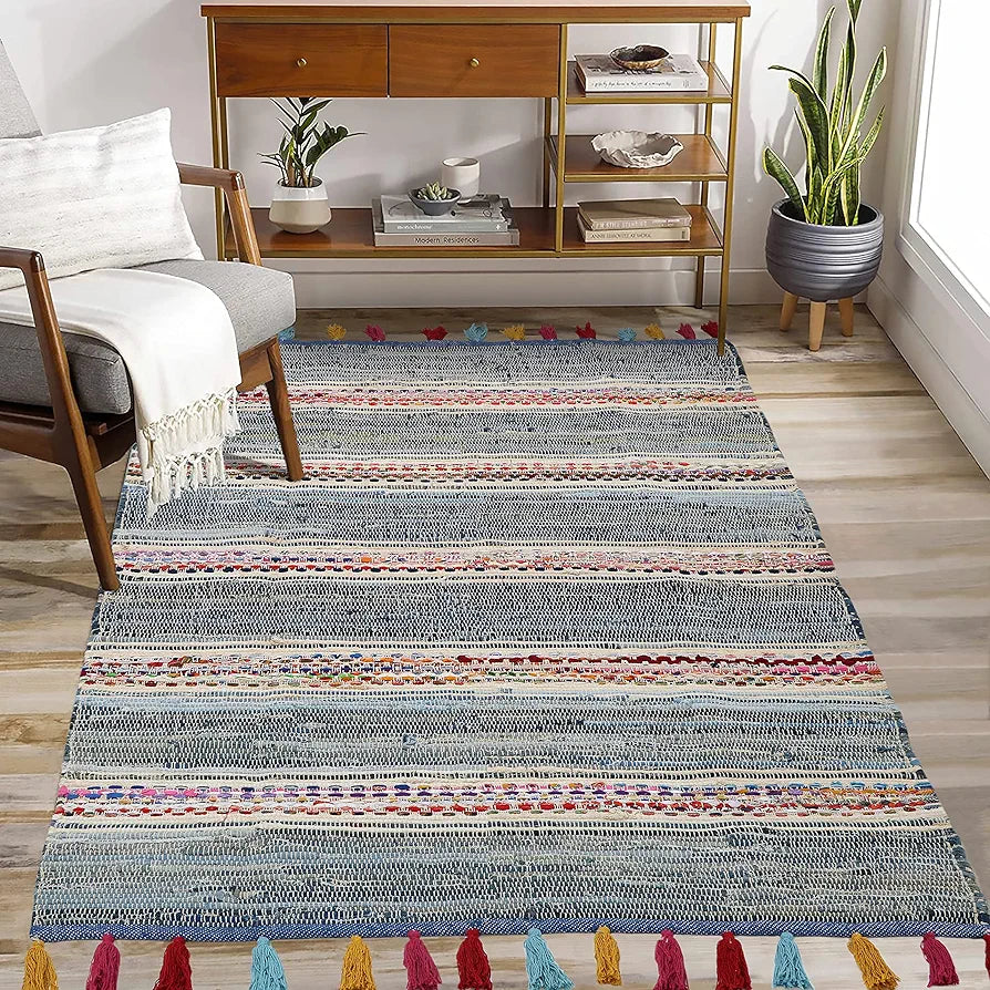 THE HOME TALK Cotton Chindi Rug | Denim Carpets for Living Room, Hallway, Bedroom, Dining Room | Recycled Thread Weave Rug | Multi-Purpose Carpets | Anti-Skid | 4 x 6 Feet | Denim Blue