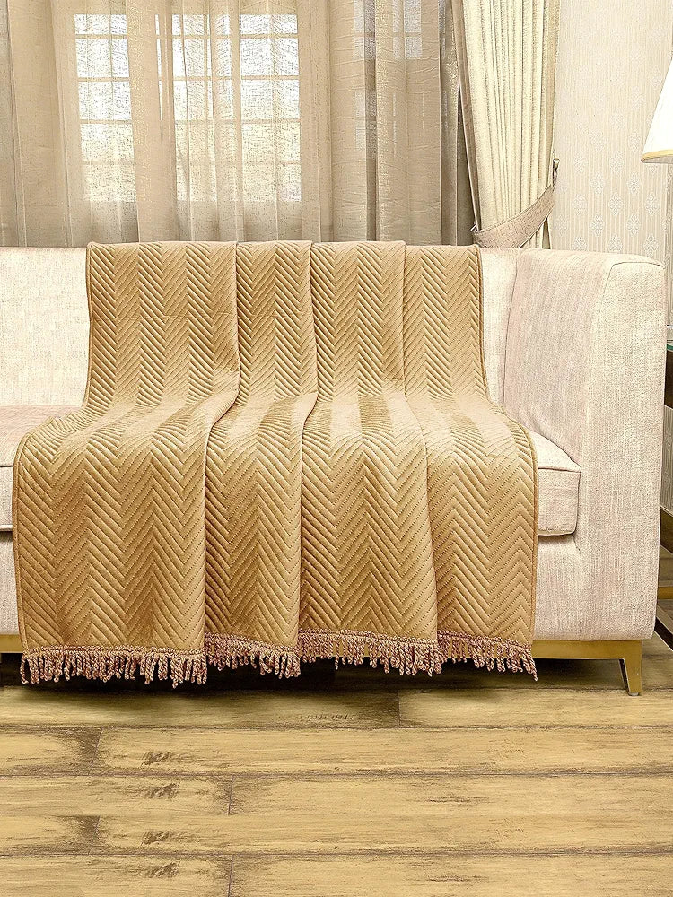 Saral Home Easy Living Velvet Chevron Sofa Throw Gold Swadesii