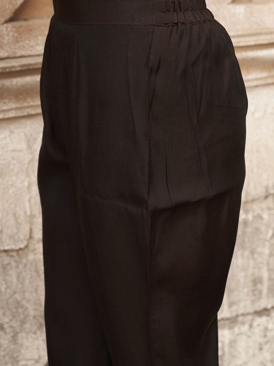 Tikhi Imli Floral Embroidered V-Neck Straight Thread Work Kurta With Trousers And Dupatta