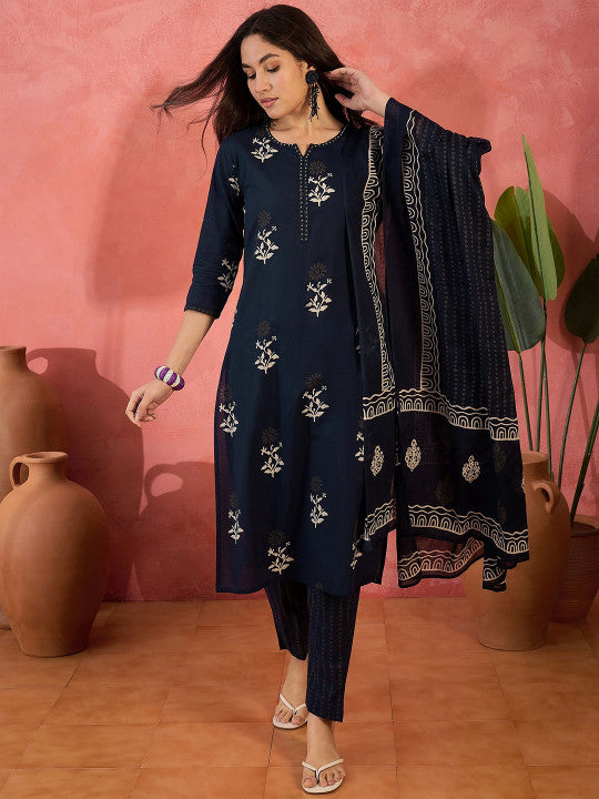 Sangria Floral Printed Kurta & Trousers With Dupatta