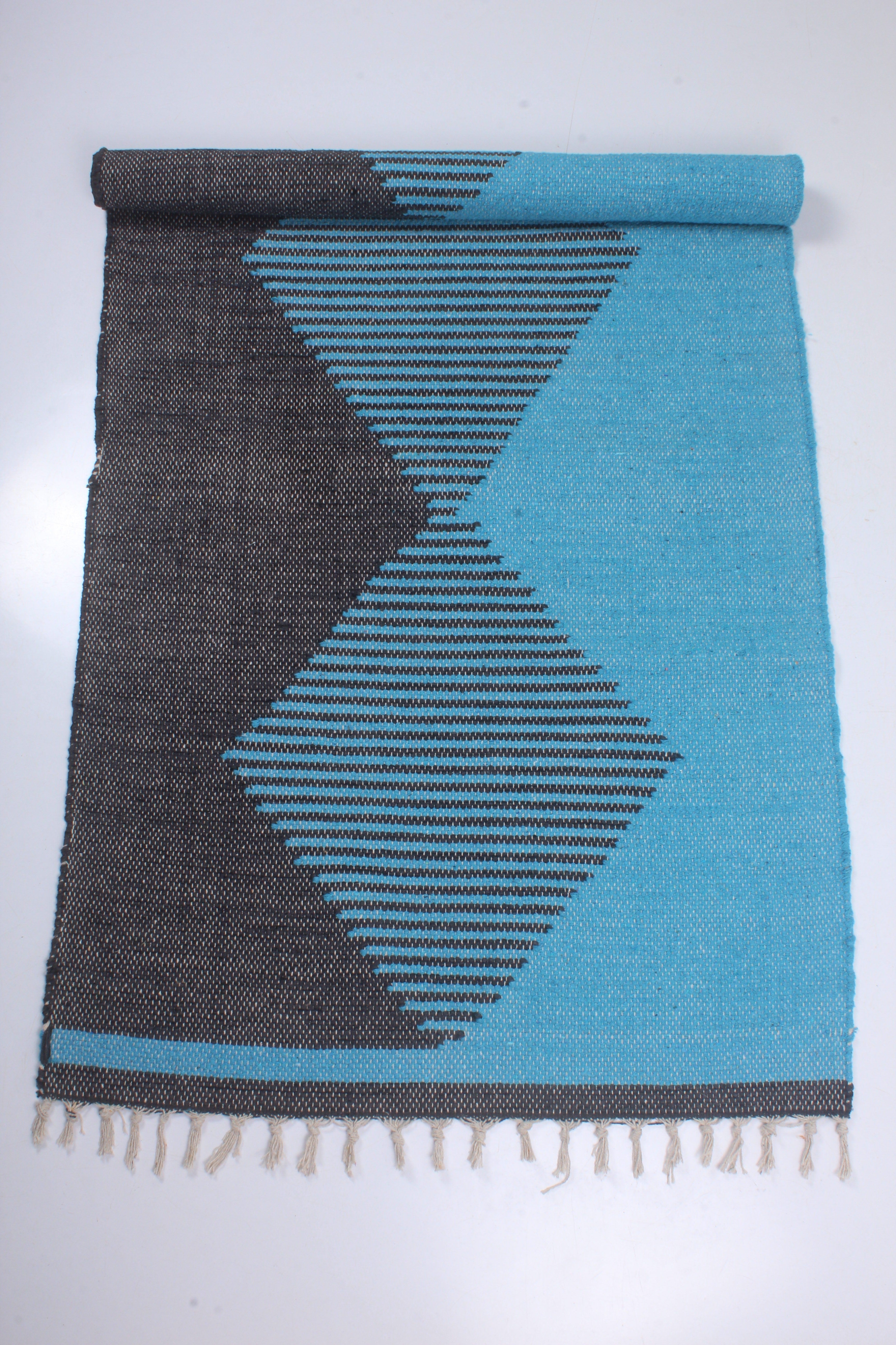Blue black Cotton Cut Shuttle Yoga Mat with Geometric Design