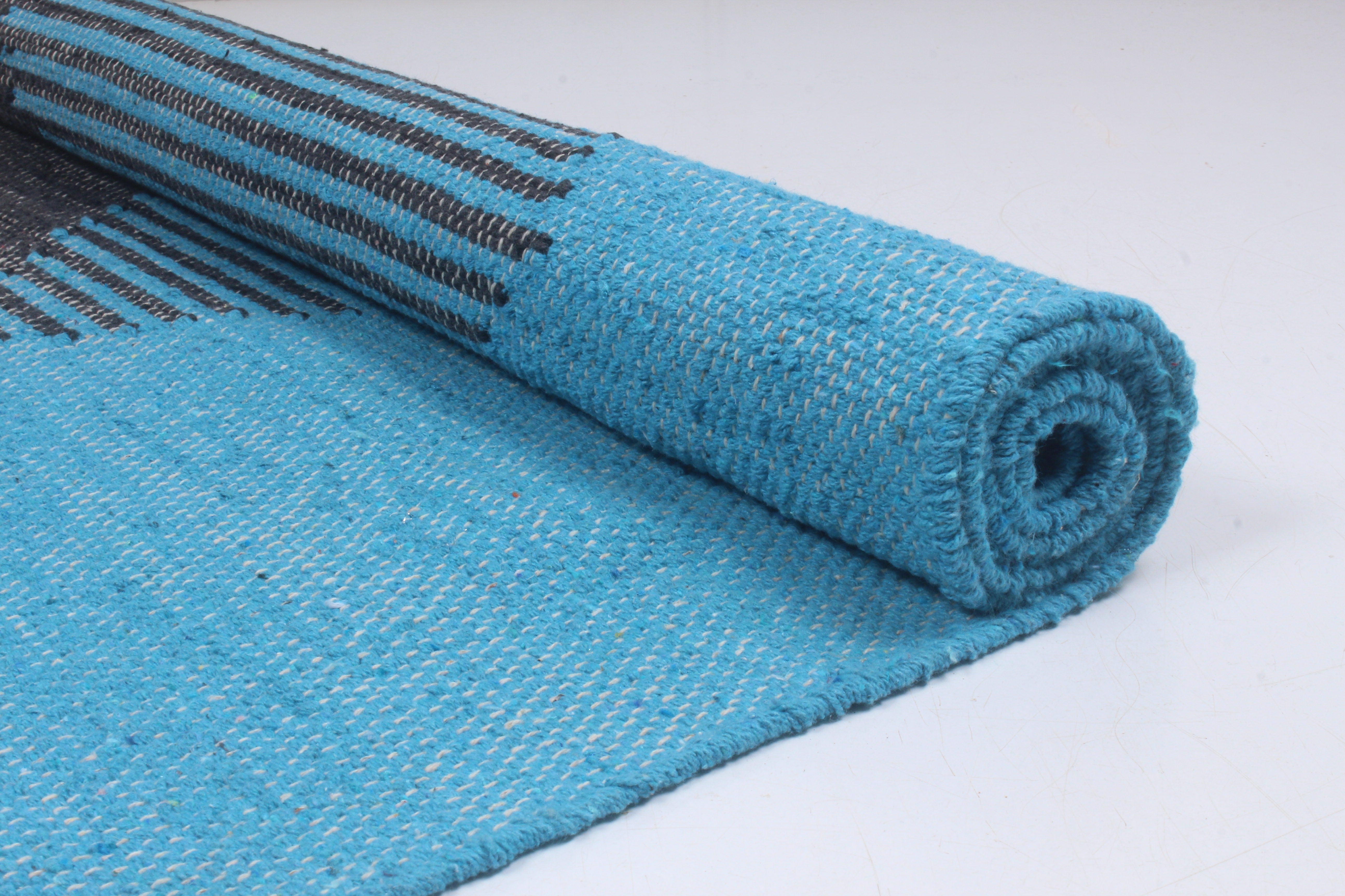 Blue black Cotton Cut Shuttle Yoga Mat with Geometric Design