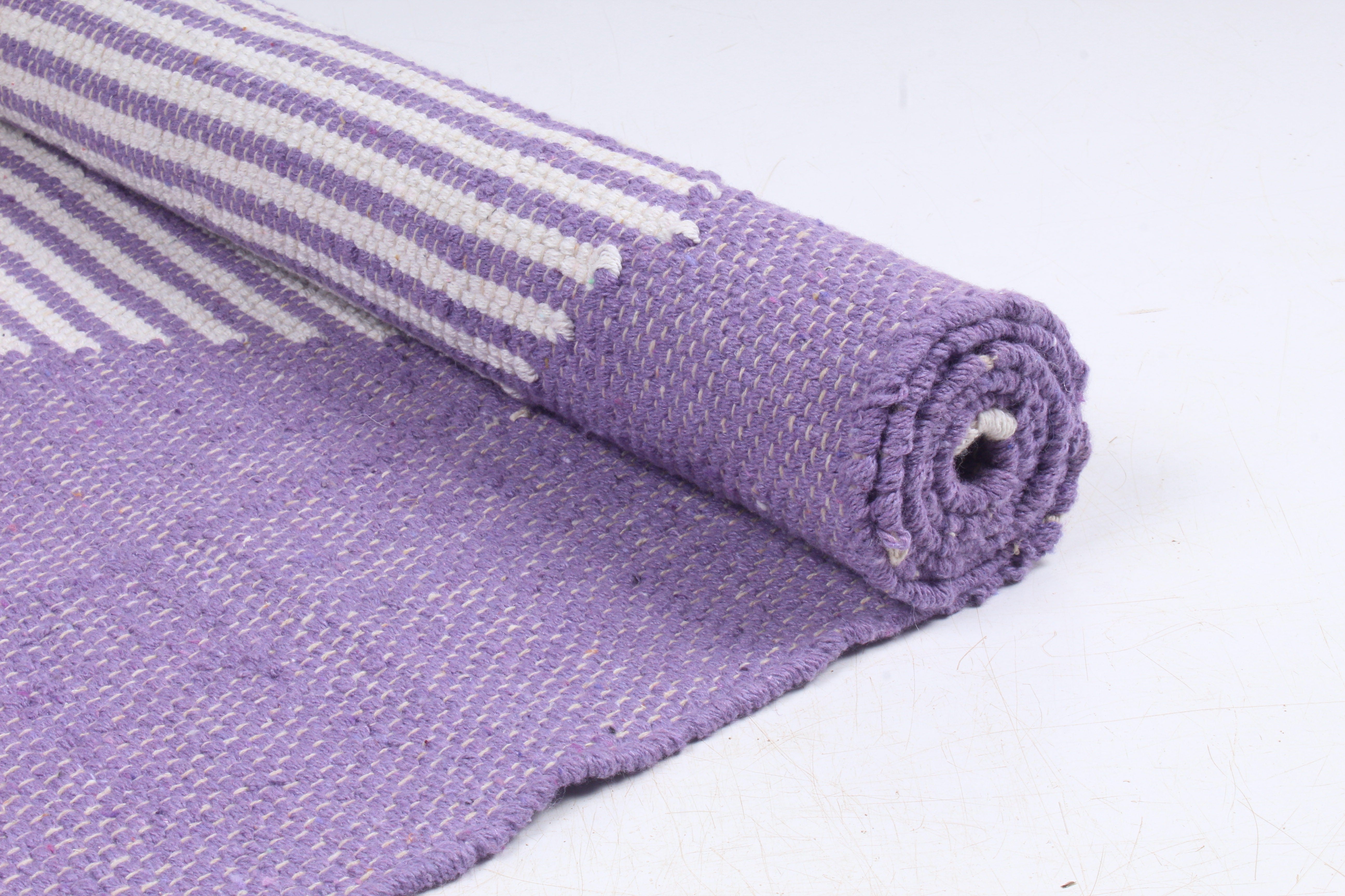 Cut shuttle Rug with Diamond Pattern
