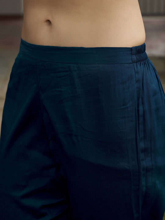 Tikhi Imli Floral Embroidered V-Neck Straight Kurta with Trousers & Dupatta