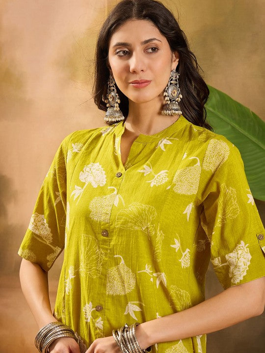 Sangria Women Floral Printed Cotton Kurta with Trousers