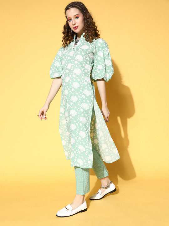 Women Green Pure Cotton All in the Details Kurta Set