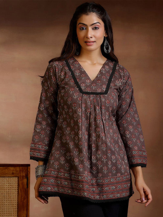 Libas Floral Printed V-Neck Pure Cotton Pleated Kurti