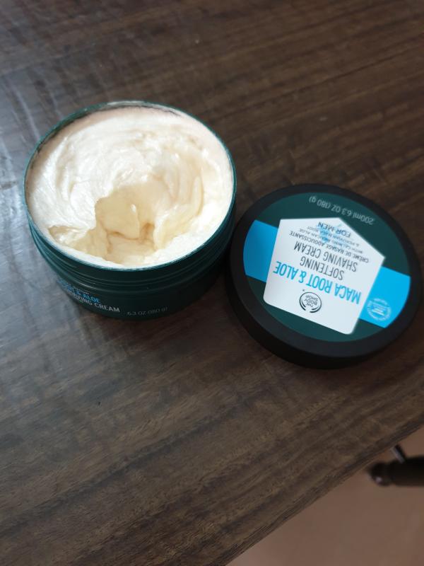The Body Shop Maca Root & Aloe Softening Shaving Cream For Men
