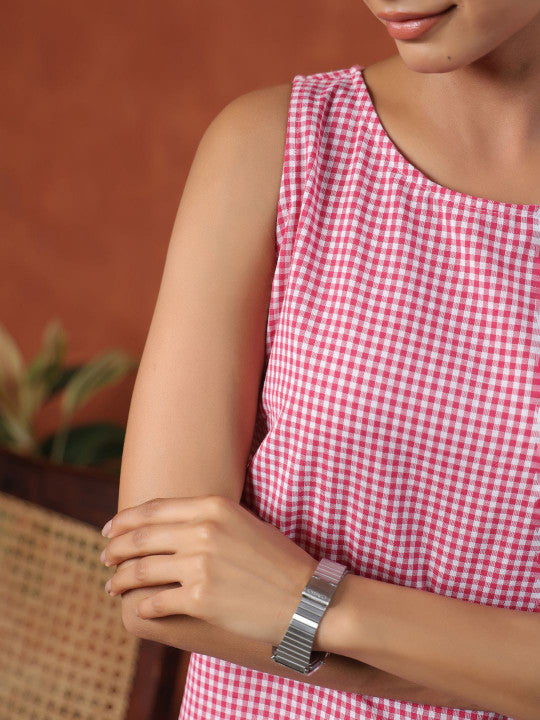 anayna Checked Round Neck Sleeveless Pure Cotton A-Line Kurta With Trousers