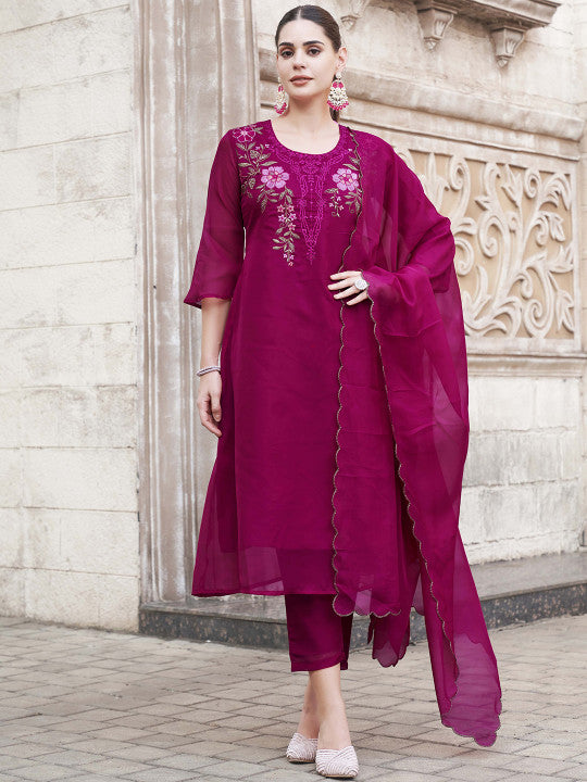 Tikhi Imli Women Floral Embroidered Regular Thread Work Kurta with Trousers & With Dupatta