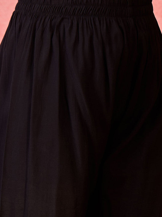 Women Floral Embroidered Silk Kurta with Trousers & Dupatta