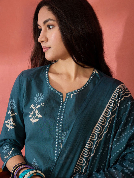 Sangria Floral Printed Straight Kurta & Trousers With Dupatta