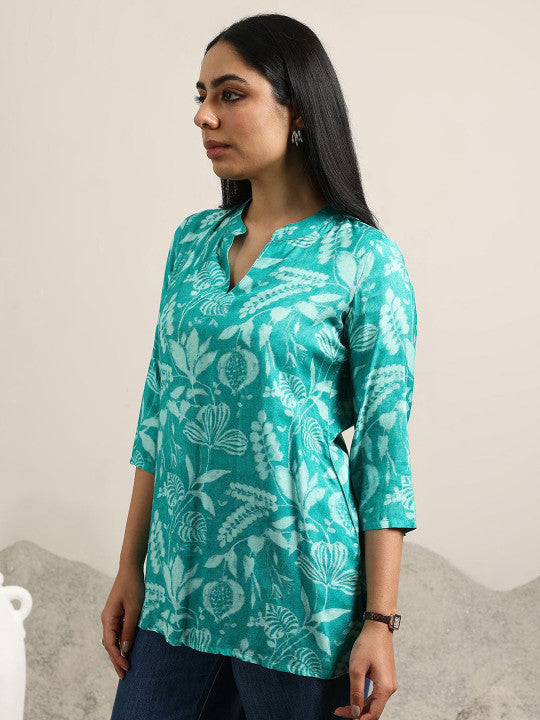 Women Mandarin Collar Printed Tunic