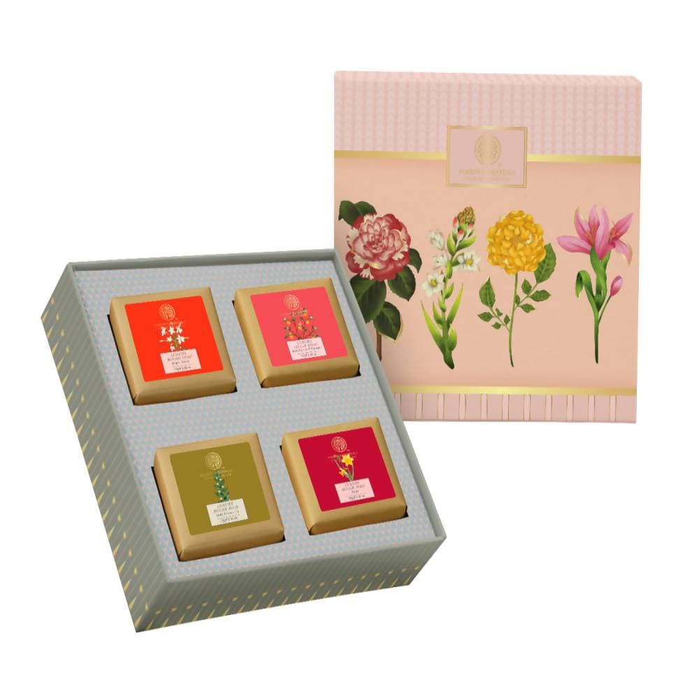 Buy Forest Essentials Forest Essentials Facial Essentials Gift Box (Face  Wash+Face Scrub+Lip Balm+Face Lotion) at Redfynd