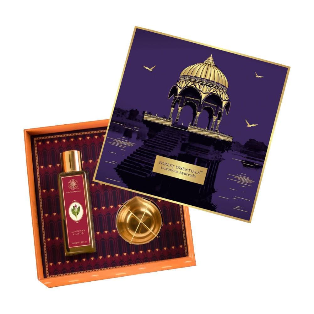 Buy Forest Essentials 4 Pack Vanyaksetram Gift Box In Multiple Colors |  6thStreet UAE